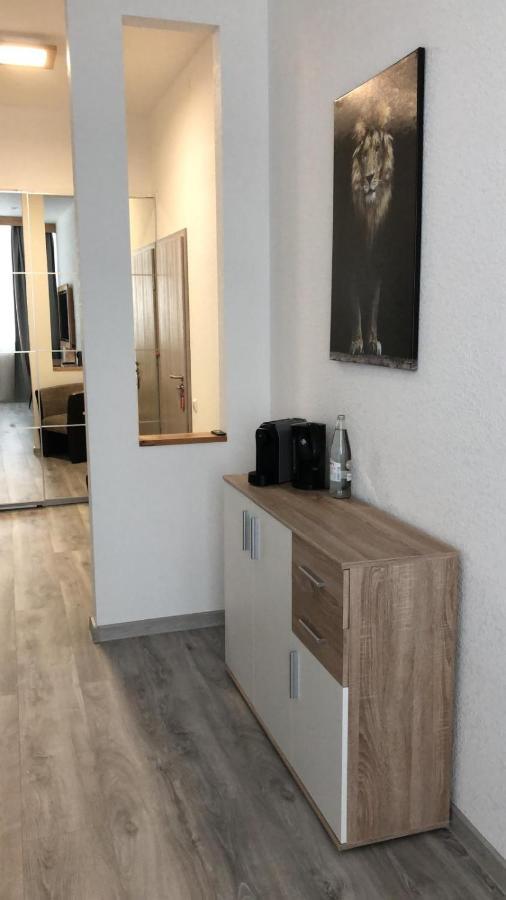 Hb 32 Metzingen Hotel Metzingen  Bagian luar foto